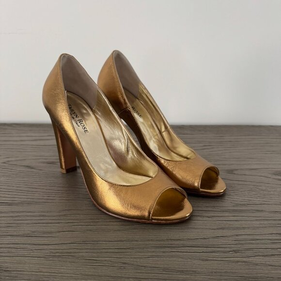 TARYN ROSE Gold Leather Peep Toe Pumps - Size 8 (38) - Picture 2 of 8